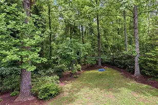 7265 Thornhill Ln NE, Atlanta, GA 30328 - Photo 37