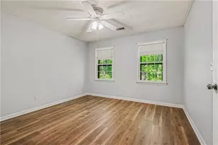 1527 Ridgewood Dr, Lilburn, GA 30047 - Photo 17