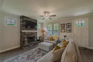 198 Woodlawn Ave, Winder, GA 30680 - Photo 7