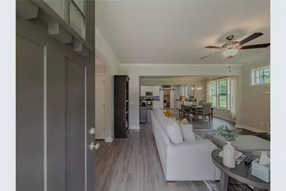 198 Woodlawn Avenue, Winder, GA 30680 - Photo 5