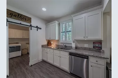 198 Woodlawn Avenue, Winder, GA 30680 - Photo 13