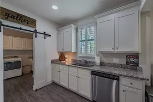 198 Woodlawn Ave, Winder, GA 30680 - Photo 13