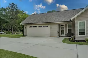 198 Woodlawn Ave, Winder, GA 30680 - Photo 37