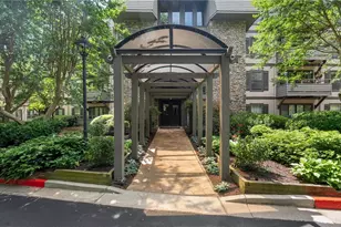 1304 Highland Bluff Dr S E, Atlanta, GA 30339 - Photo 25