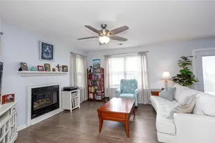 126 W Oaks Pl, Woodstock, GA 30188 - Photo 5