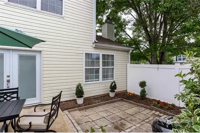 126 W Oaks Pl, Woodstock, GA 30188 - Photo 21
