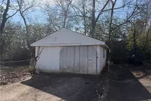 528 Lake Dr, Atlanta, GA 30354 - Photo 47