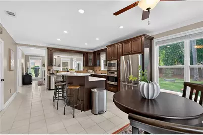 371 Shyrewood Drive, Lawrenceville, GA 30043 - Photo 17