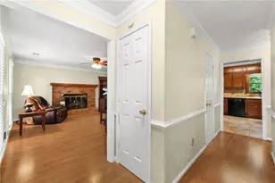 825 Meadowsong Cir, Lawrenceville, GA 30043 - Photo 7