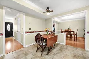 825 Meadowsong Cir, Lawrenceville, GA 30043 - Photo 19