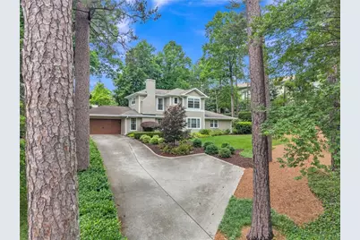 4374 Peachtree Dunwoody Road NE, Atlanta, GA 30342 - Photo 3