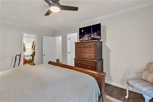 4374 Peachtree Dunwoody Rd NE, Atlanta, GA 30342 - Photo 21