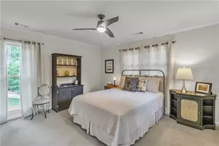 4374 Peachtree Dunwoody Rd NE, Atlanta, GA 30342 - Photo 37