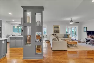 4374 Peachtree Dunwoody Rd NE, Atlanta, GA 30342 - Photo 5