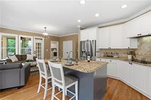 46 Lakecrest Cir, Suwanee, GA 30024 - Photo 17