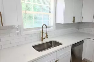 2710 Kayla Ct, Atlanta, GA 30349 - Photo 9
