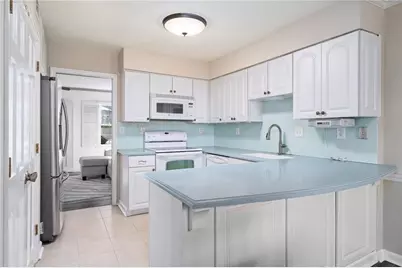 1673 Executive Park Lane NE, Atlanta, GA 30329 - Photo 9