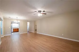 5097 Village Green Way, Alpharetta, GA 30009 - Photo 15