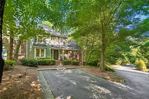 301 River Glen Dr, Roswell, GA 30075 - Photo 3