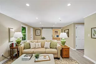 301 River Glen Dr, Roswell, GA 30075 - Photo 35