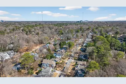 750 Yorkshire Road N, Atlanta, GA 30306 - Photo 63
