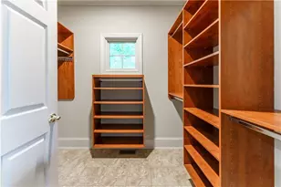 335 Cameron Ridge Dr, Atlanta, GA 30328 - Photo 23