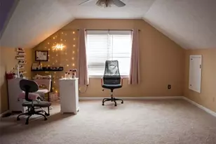 2074 Rockdale Cir, Snellville, GA 30078 - Photo 9