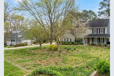 2074 Rockdale Circle, Snellville, GA 30078 - Photo 3
