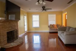 2074 Rockdale Cir, Snellville, GA 30078 - Photo 7
