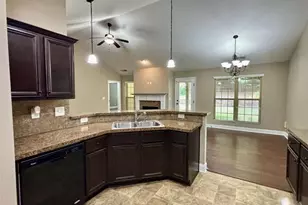 4668 Hidden Creek Dr, Gainesville, GA 30504 - Photo 5