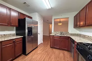 3921 Riverlook Pkwy SE, Marietta, GA 30067 - Photo 9