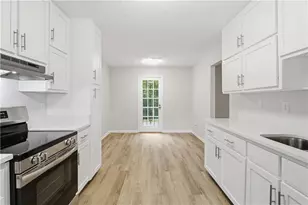 1171 Salisbury Trail, Riverdale, GA 30296 - Photo 5