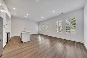 9040 Main St, Woodstock, GA 30188 - Photo 13