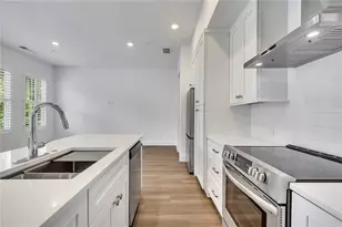 9040 Main St, Woodstock, GA 30188 - Photo 11