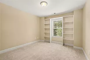 3936 Memorial Pkwy NW, Kennesaw, GA 30152 - Photo 17
