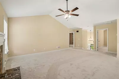 3936 Memorial Parkway NW, Kennesaw, GA 30152 - Photo 9