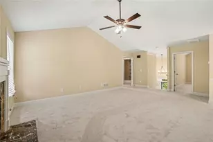 3936 Memorial Pkwy NW, Kennesaw, GA 30152 - Photo 9