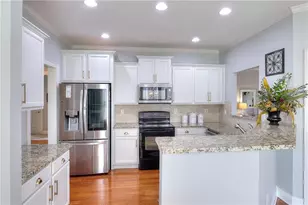 125 Hawthorn Way, Hoschton, GA 30548 - Photo 9