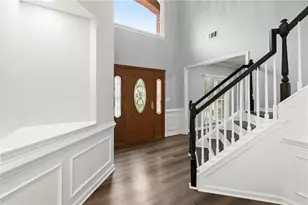 1012 Blankets Creek Dr, Canton, GA 30114 - Photo 5