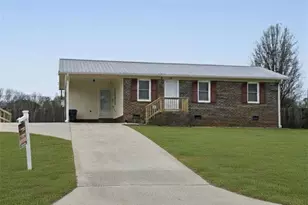 104 Fincher St, Cave Spring, GA 30124 - Photo 1