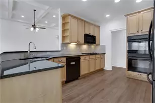 910 Windsor Creek Dr, Grayson, GA 30017 - Photo 17