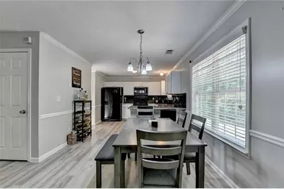 4439 Flat Stone Drive, Snellville, GA 30039 - Photo 9