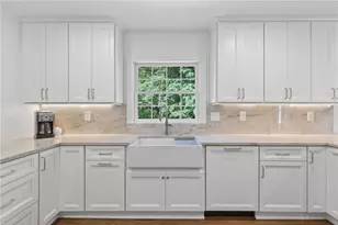 4310 Conway Valley Ct NW, Atlanta, GA 30327 - Photo 7