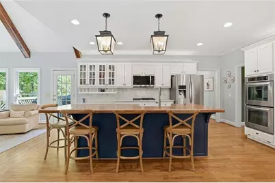 880 Randall Court NW, Marietta, GA 30064 - Photo 3