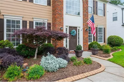 708 Waveland Drive, Woodstock, GA 30189 - Photo 5