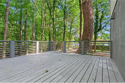 1027 Mainstreet Lake Drive, Stone Mountain, GA 30088 - Photo 25