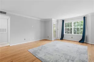 2031 Chastain Park Ct NE, Atlanta, GA 30342 - Photo 5