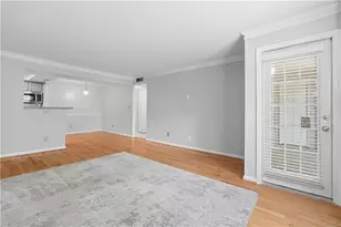 2031 Chastain Park Ct NE, Atlanta, GA 30342 - Photo 7