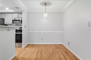 2031 Chastain Park Ct NE, Atlanta, GA 30342 - Photo 11