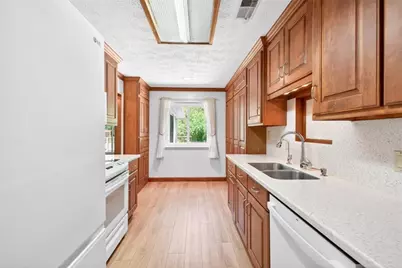 3947 Bryn Mawr Court, Duluth, GA 30096 - Photo 17